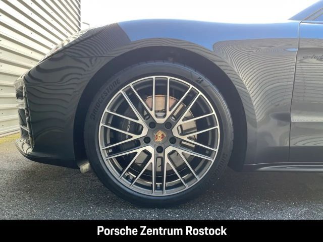 Porsche Panamera 4 E-Hybrid