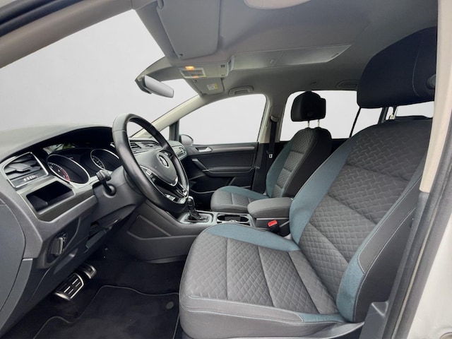 Volkswagen Touran 1.5 TSI IQ.Drive