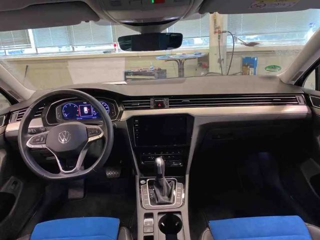 Volkswagen Passat DSG Elegance Elegance Variant