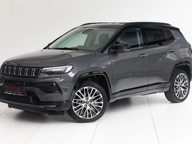 Jeep Compass 4xe Summit