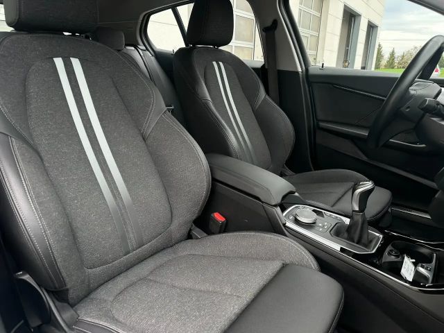 BMW 116 116i Sedan Sport Line