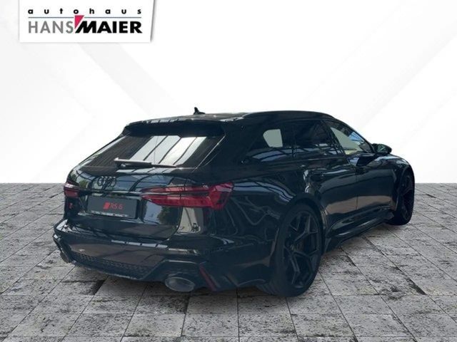Audi RS6 Avant Performance Quattro