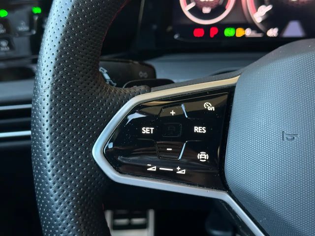 Volkswagen Golf DSG GTI