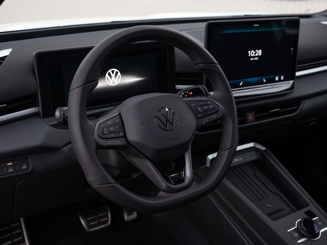 Volkswagen T-Roc 1.5 eTSI DSG R-Line