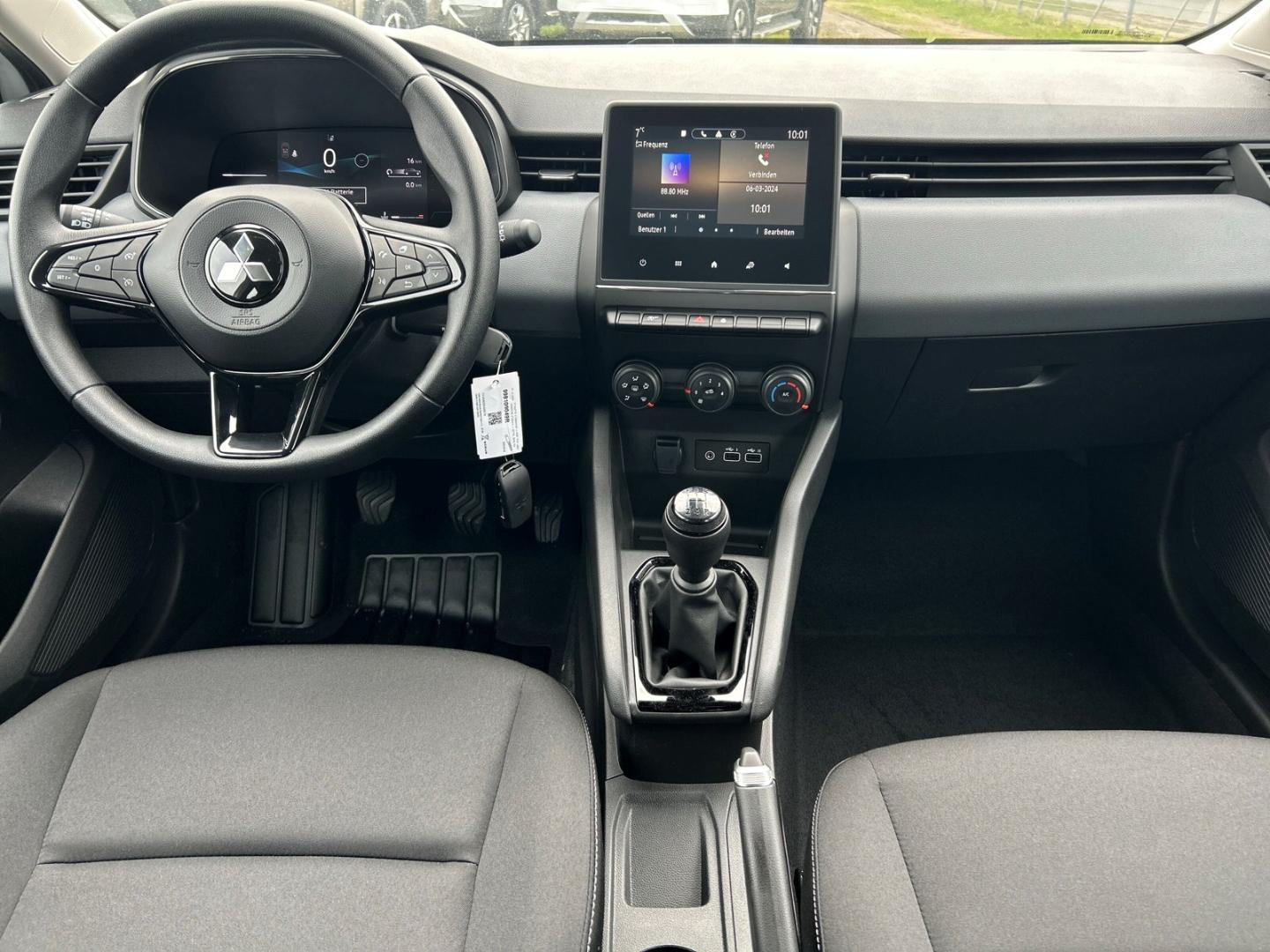 Mitsubishi Colt 1,0l BASIS / UPE: 19.280,- € / LED GRA FULL