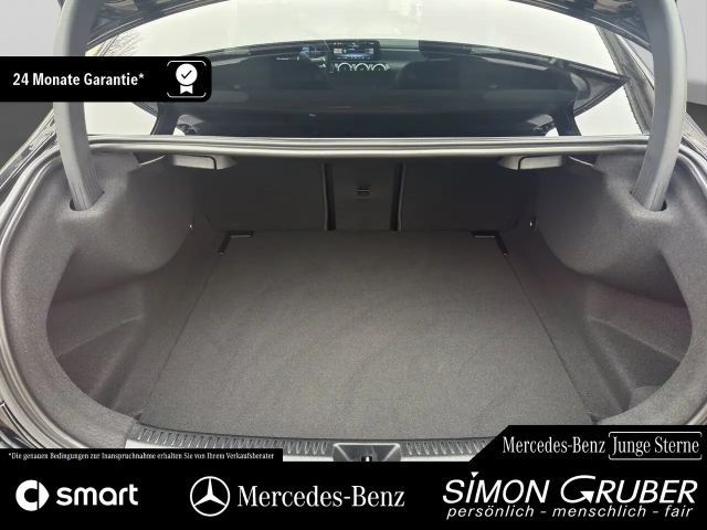 Mercedes-Benz A 200 AMG Line