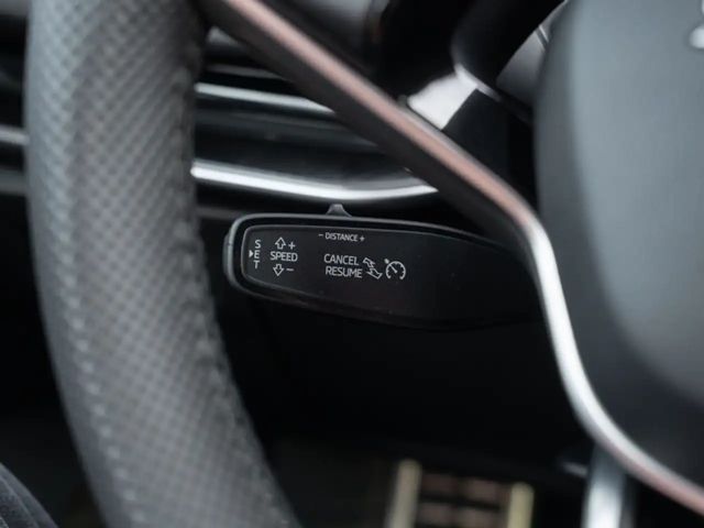 Skoda Superb 2.0 TDI Combi Sportline