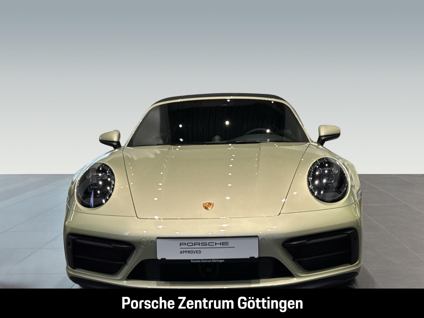 Porsche 911 992 Cabriolet Carrera GTS