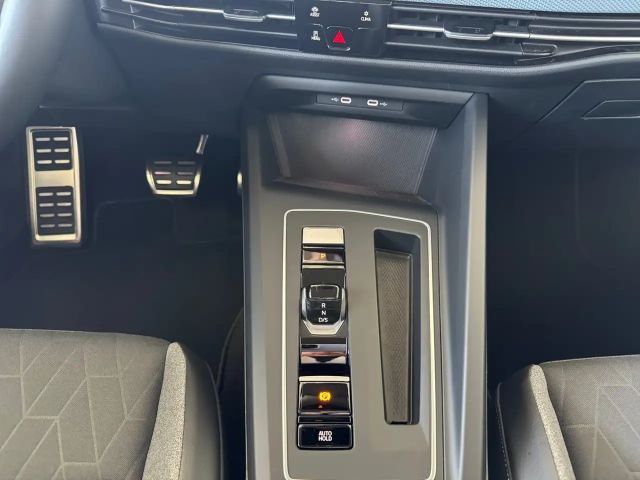 Volkswagen Golf DSG Variant