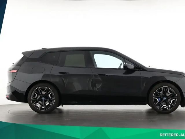 BMW iX xDrive40