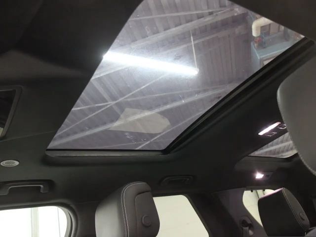 Land Rover Discovery AWD Dynamic SE