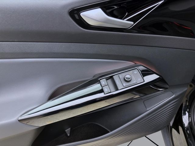 Volkswagen ID.4 IQ.Drive Performance Pure