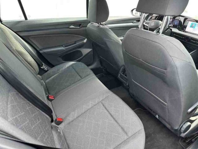 Volkswagen Golf 1.5 eTSI DSG Golf VIII Variant