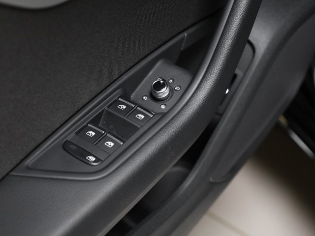 Audi A4 40 TFSI Avant Quattro S-Tronic