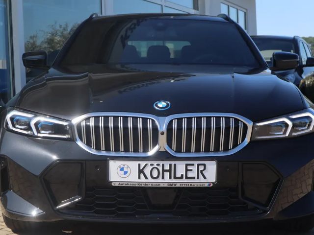 BMW 330 330e M-Sport Touring
