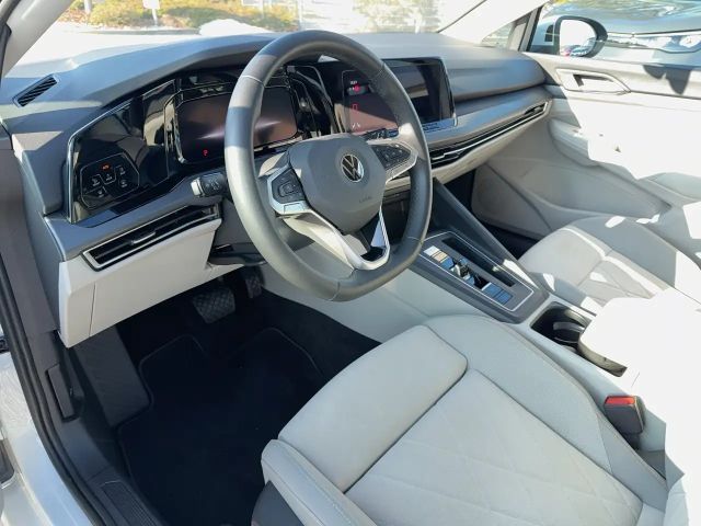 Volkswagen Golf Style eHybrid