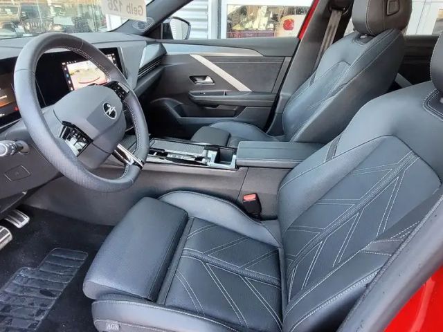 Opel Astra Sports Tourer Ultimate