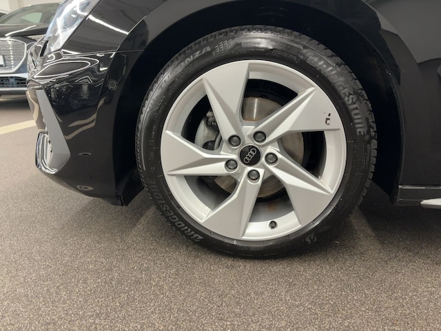 Audi A3 35 TFSI S-Line S-Tronic Sedan