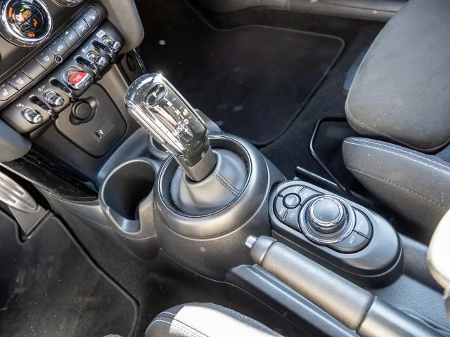 MINI Cooper John Cooper Works