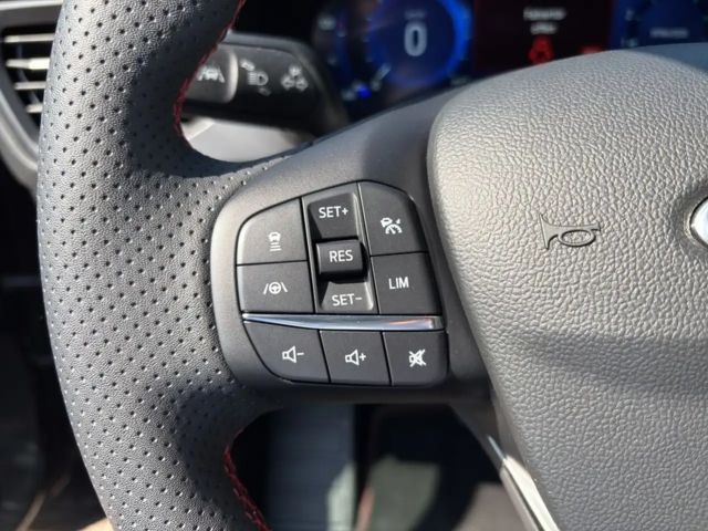 Ford Focus EcoBoost ST Line Wagon