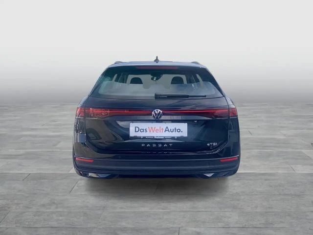 Volkswagen Passat 1.5 eTSI Business Variant