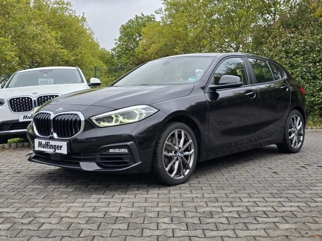 BMW 120 120i Sedan