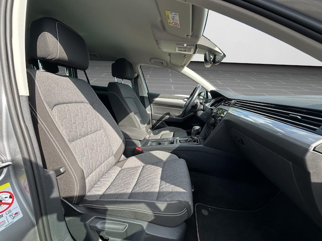 Volkswagen Passat 1.5 TSI Business DSG Variant