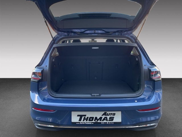 Volkswagen Golf 1.5 eTSI DSG