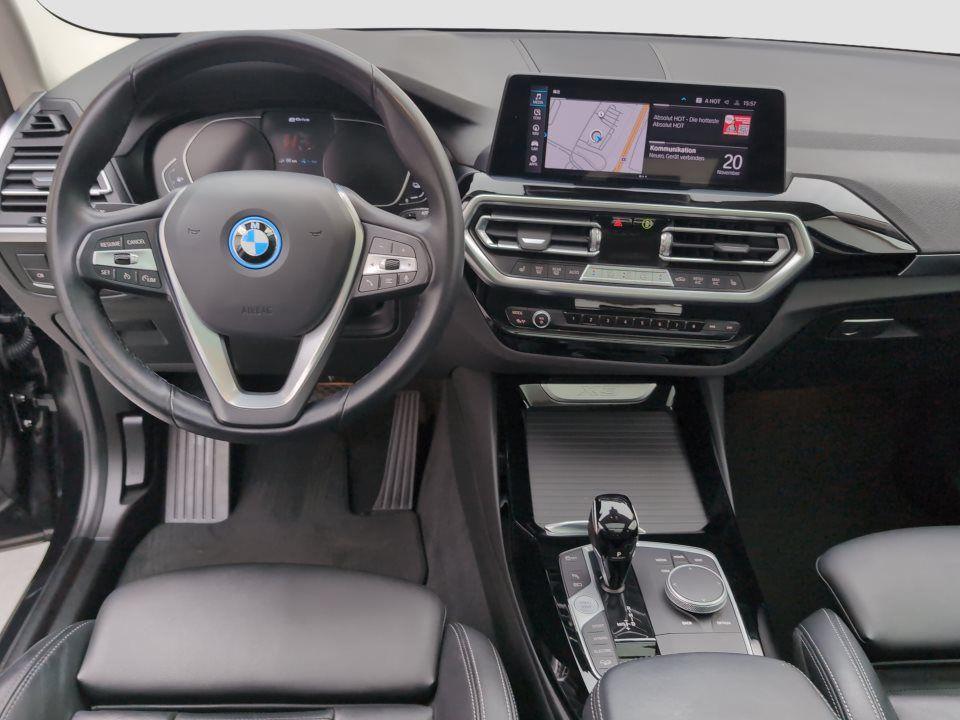 BMW X3 xDrive30e