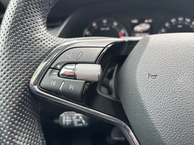 Skoda Octavia 1.5 TSI Ambition Combi