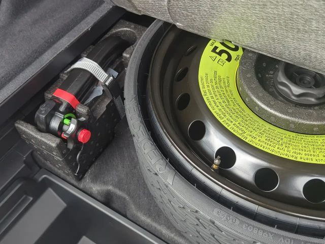 Audi Q8 e-tron 55 Business Quattro