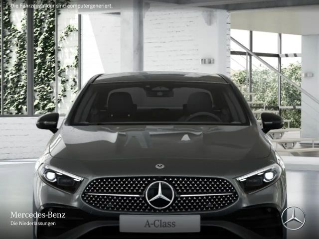 Mercedes-Benz A 220 4MATIC AMG Line