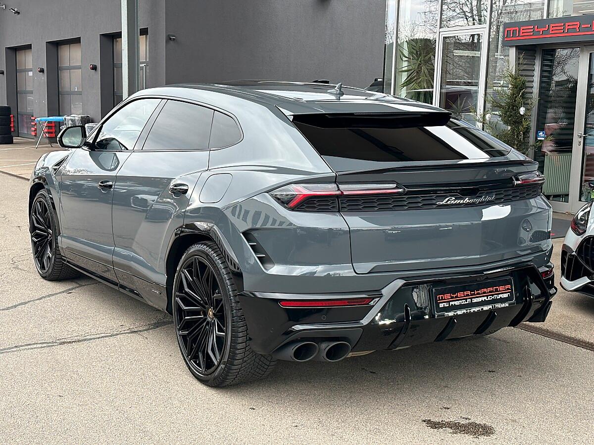 Lamborghini Urus URUS SE