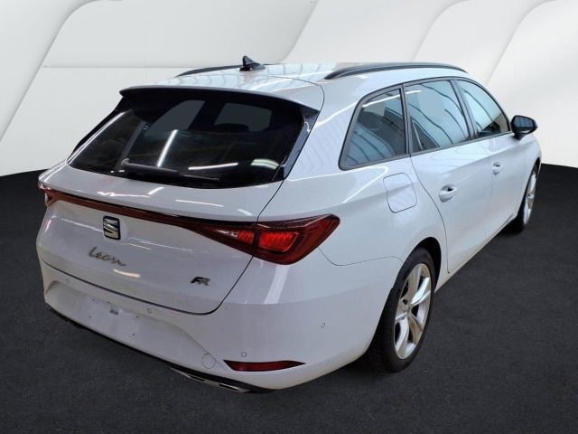 Seat Leon 1.5 eTSI FR-lijn Sportstourer