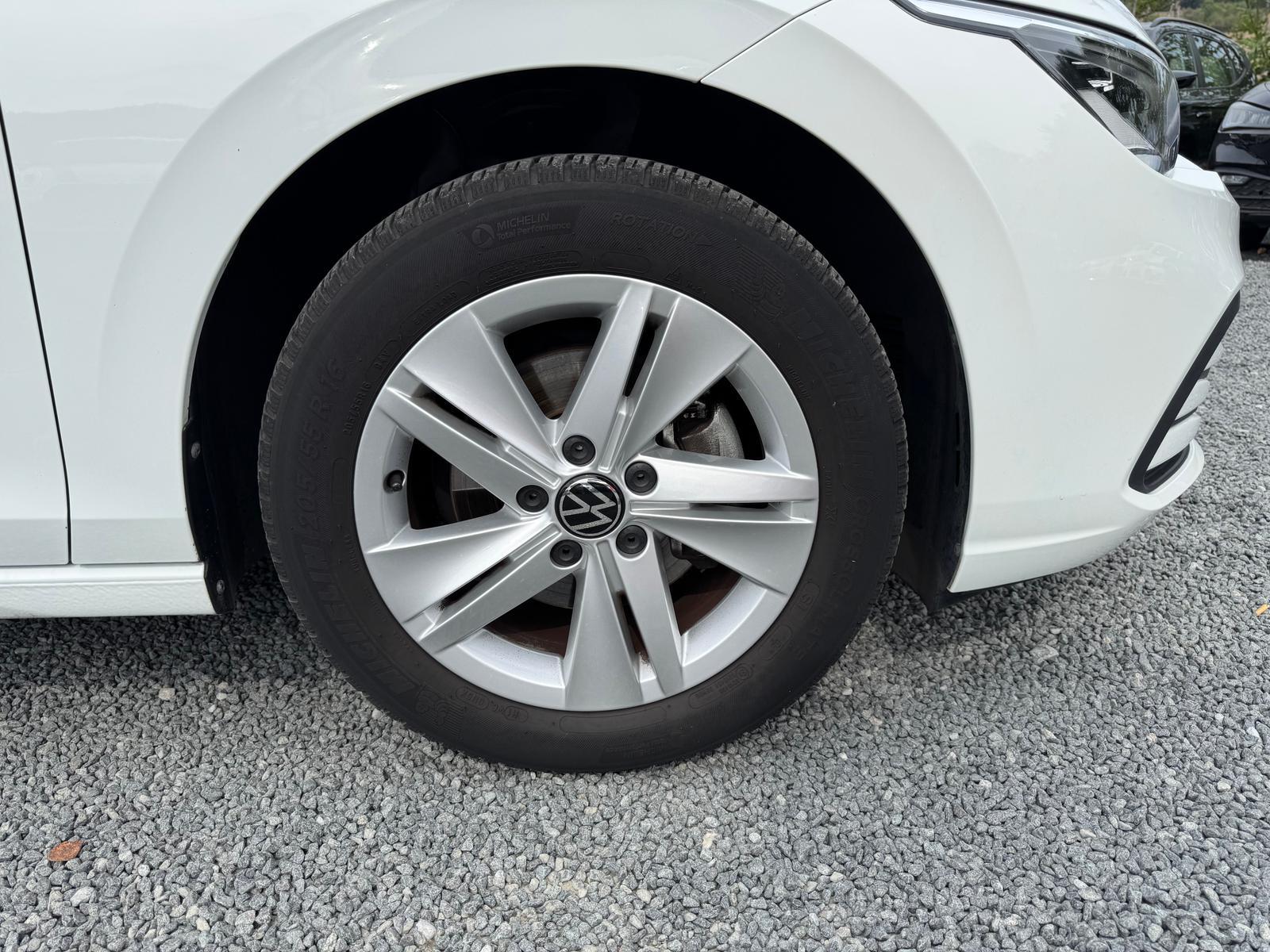 Volkswagen Golf 1.5 TSI Golf VIII Life