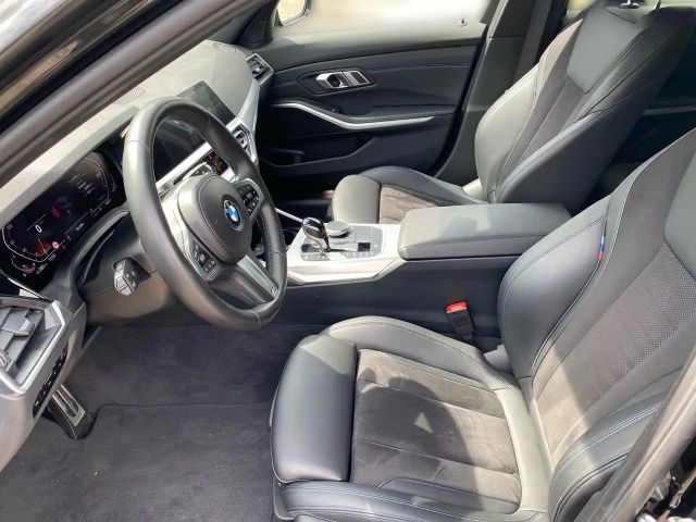 BMW 330 330i M-Sport Touring xDrive