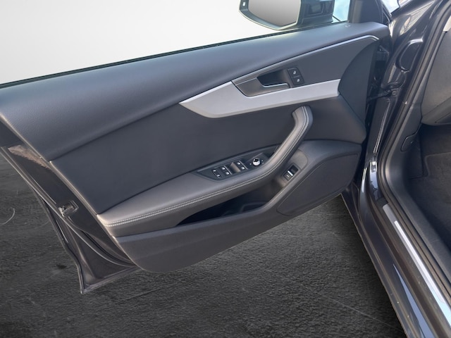 Audi A4 40 TDI Avant Quattro S-Tronic