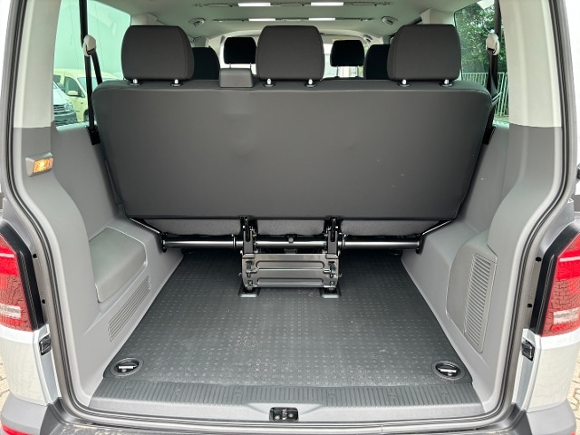 Volkswagen Caravelle 2.0 TDI DSG T6