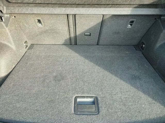 Volkswagen T-Roc 1.5 TSI DSG R-Line