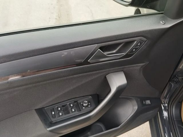 Volkswagen T-Roc ACT Sport