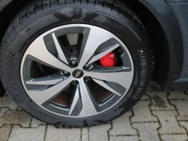 Audi Q8 e-tron 50 Quattro