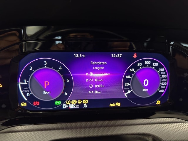 Volkswagen Golf 2.0 TDI DSG Golf VIII IQ.Drive