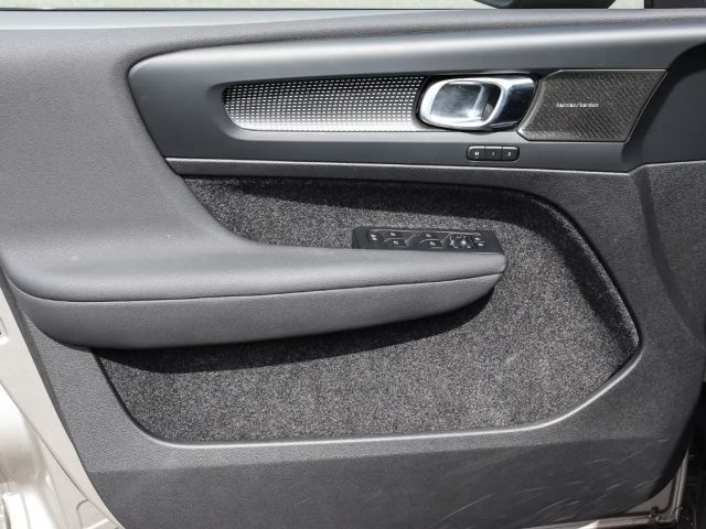 Volvo XC40 Dark Plus