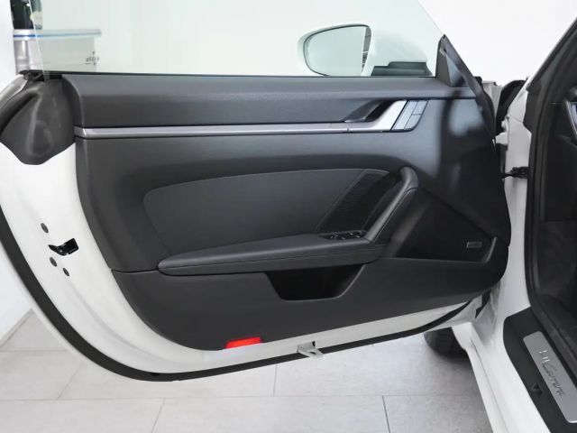 Porsche 911 992 Carrera Coupé