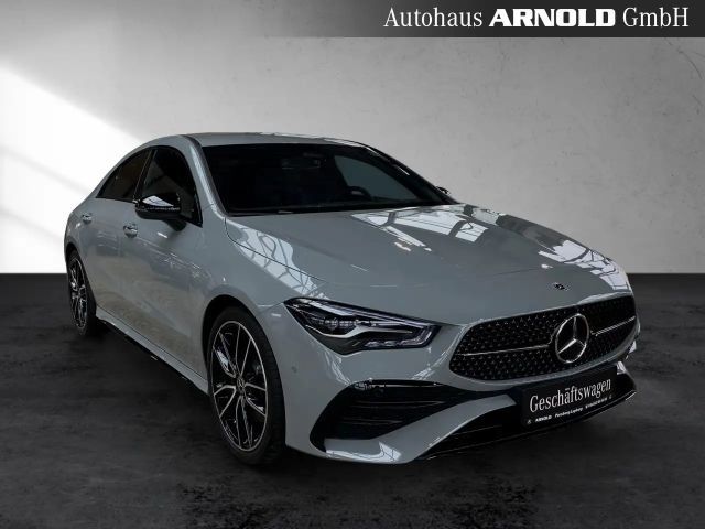 Mercedes-Benz CLA 220 AMG Line CLA 220 d Coupé