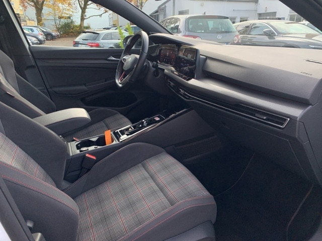 Volkswagen Golf 2.0 TSI DSG GTI