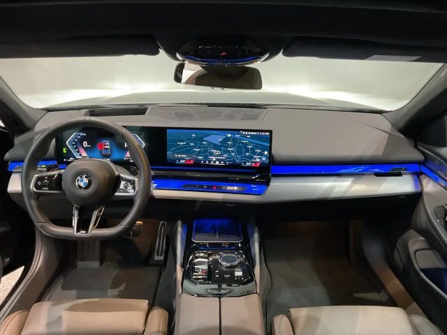 BMW 540 540d M-Sport Touring xDrive