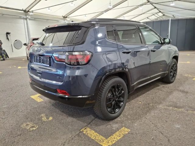 Jeep Compass 4x4 Hybrid