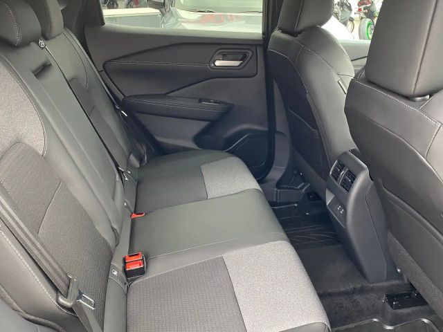 Nissan Qashqai AWD DIG-T N-Connecta