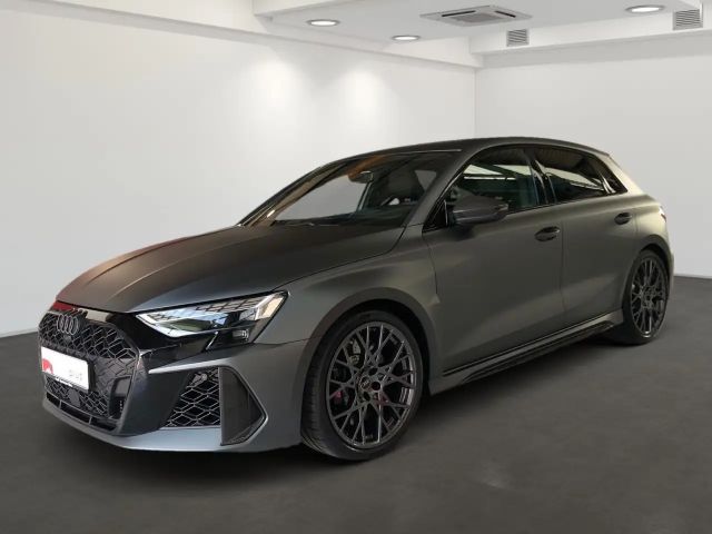 Audi RS3 Sedan